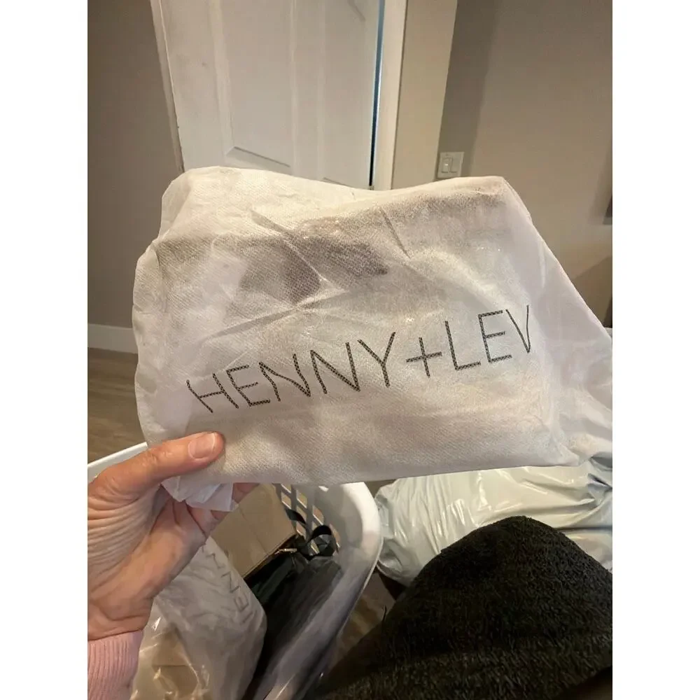 HENNY + LEV - The Max Makeup Trunk in Canvas and Vegan Leather